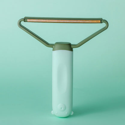 Portable Lint Brush to Keep Fabric Hair-Free