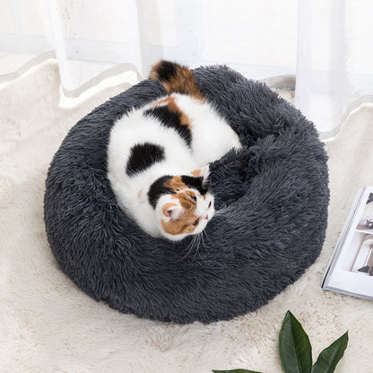 Plush Winter Pet Bed for Maximum Comfort