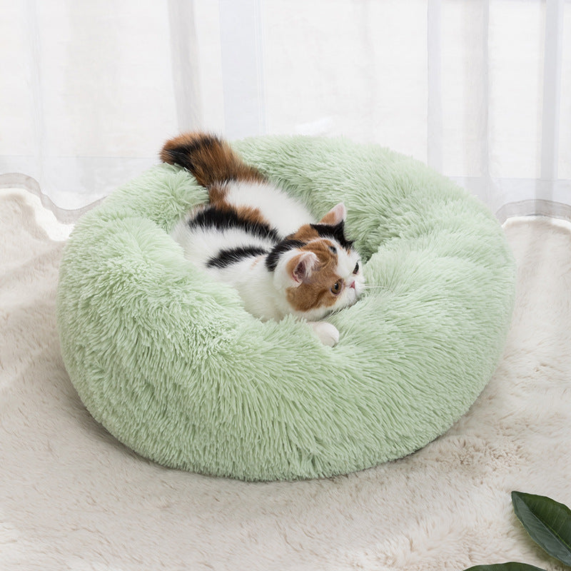 Plush Winter Pet Bed for Maximum Comfort